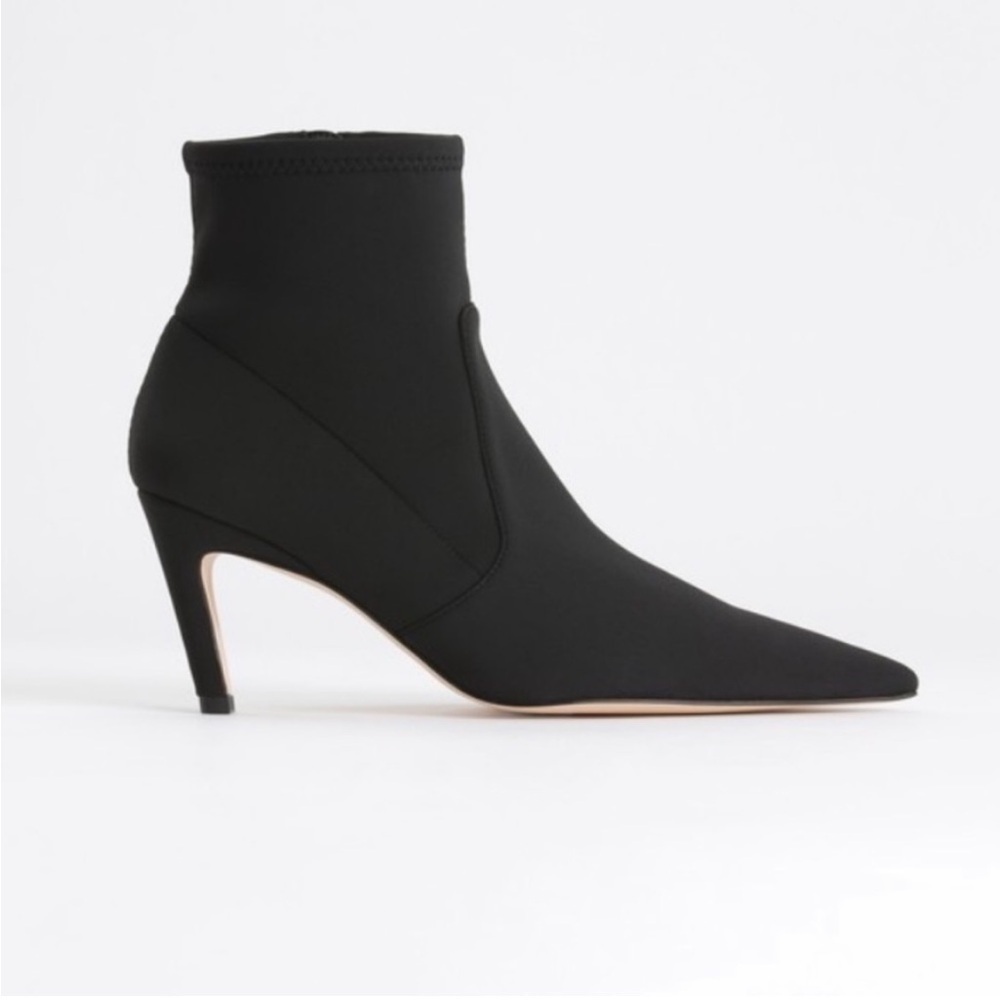 NEW Good American The Icon Ankle Sock Booties
Black Pointed Toe Stiletto 5.5 - Picture 3 of 9